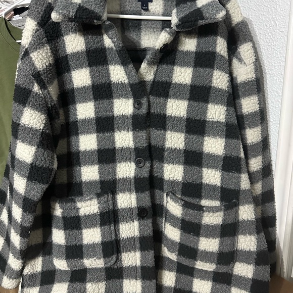 Lee Black and Cream Fleece Jacket - Picture 1 of 3